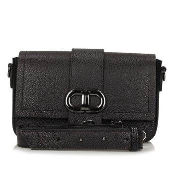 Czarna torebka na grubym pasku C247