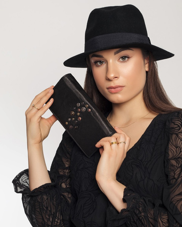 Saszetka z paskiem 058