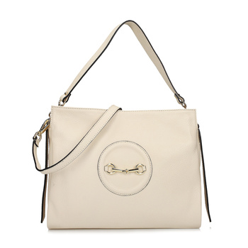 Torebka z ozdobną klamrą E95