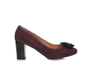 Bordowe czółenka Toscanio 604408 broszka