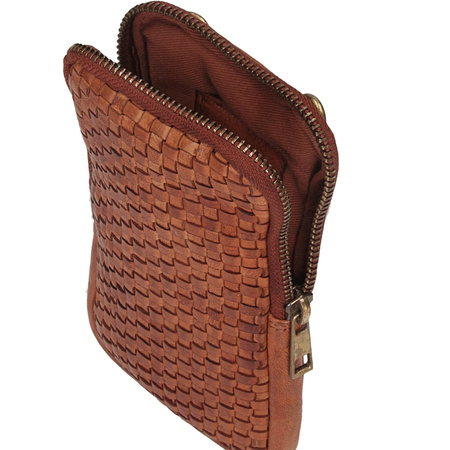 Mała saszetka z ozdobnym plecieniem 053