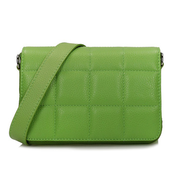 Pikowana listonoszka skórzana C122