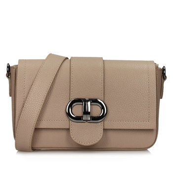 Czarna torebka na grubym pasku C247