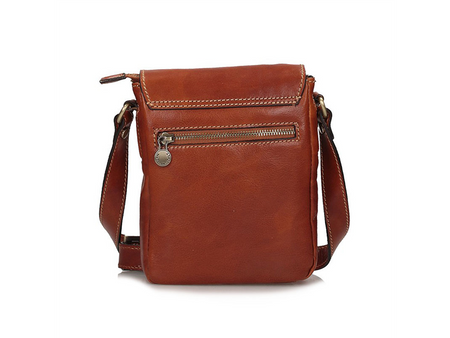 Listonoszka z klapką Toscanio B33