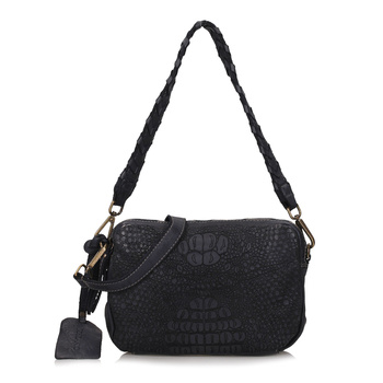 Torebka skórzana listonoszka F122