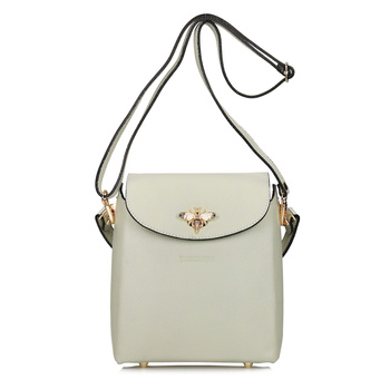 Torebka z ozdobną klamrą F01