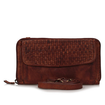 Praktyczna saszetka z paskiem 056